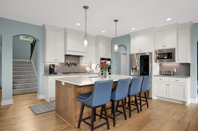 9971 Lawson Lane, Eden Prairie, MN 55347