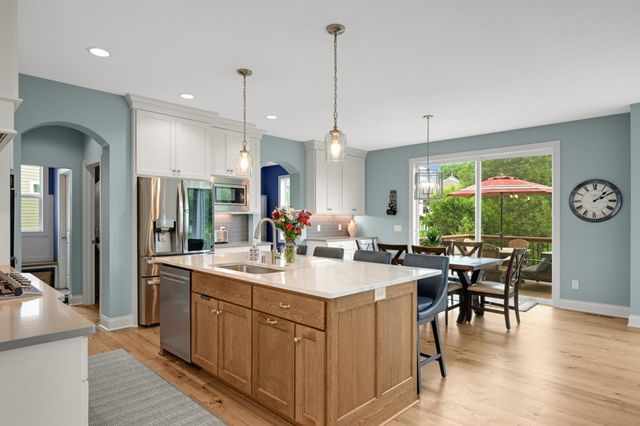 9971 Lawson Lane, Eden Prairie, MN 55347