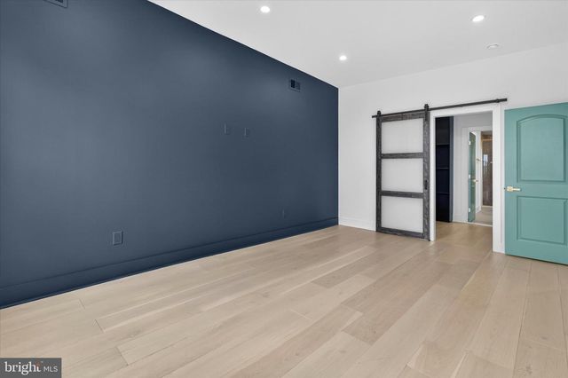 517 DIAMOND ST, Philadelphia, PA 19122