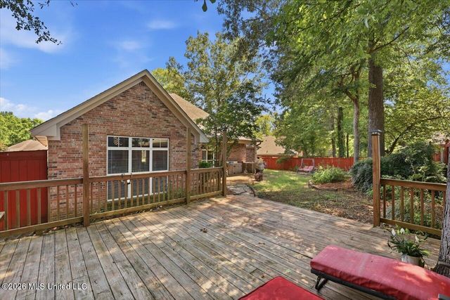 106 Ellicot Burn, Clinton, MS 39056