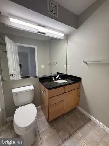 12108 KINSLEY PL, Reston, VA 20190