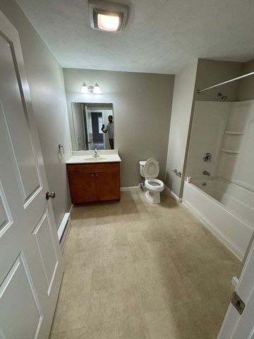 670 Bedford Street 206, Whitman, MA 02382