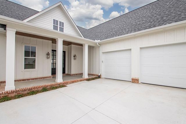 121 Belles Fleurs Blvd., Little Rock, AR 72223