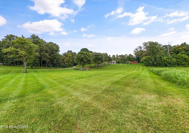 1418 Old Powder Springs Way, Sevierville, TN 37876