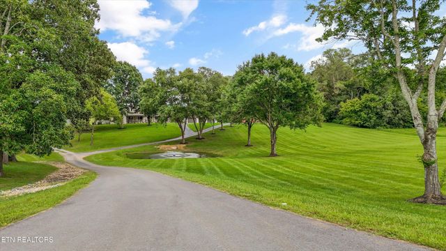 1418 Old Powder Springs Way, Sevierville, TN 37876