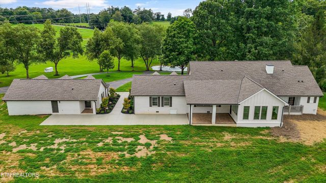1418 Old Powder Springs Way, Sevierville, TN 37876