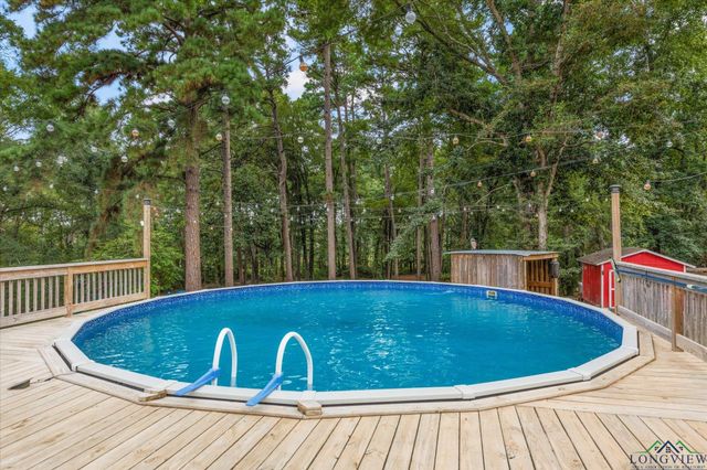 286 Hall Dr, Longview, TX 75605