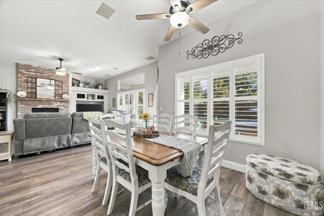 11709 Indianapolis Drive, Bakersfield, CA 93312