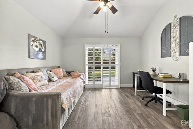 11709 Indianapolis Drive, Bakersfield, CA 93312