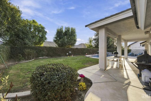 11709 Indianapolis Drive, Bakersfield, CA 93312