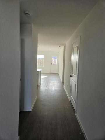 404 Nicholas Road, Wharton, TX 77488