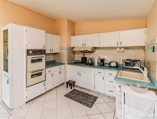 210 Lake Shore Drive E, Rock Hill, NY 12775