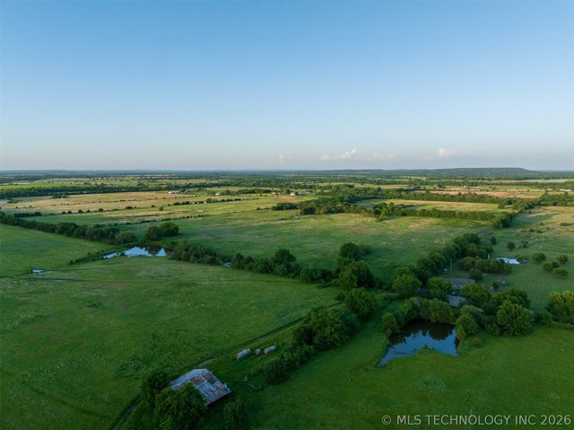 5874 E 273rd Street S, Porum, OK 74455