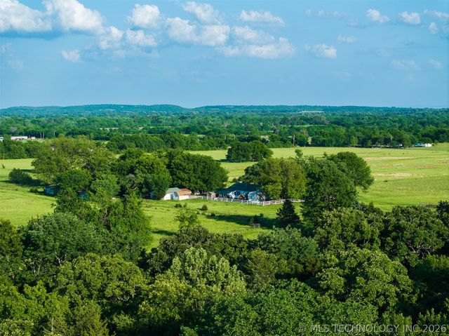 5874 E 273rd Street S, Porum, OK 74455