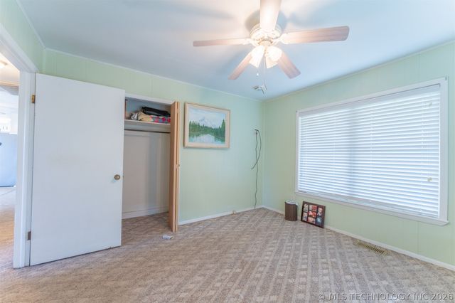 5874 E 273rd Street S, Porum, OK 74455