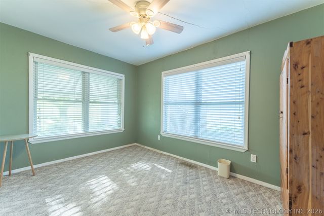 5874 E 273rd Street S, Porum, OK 74455