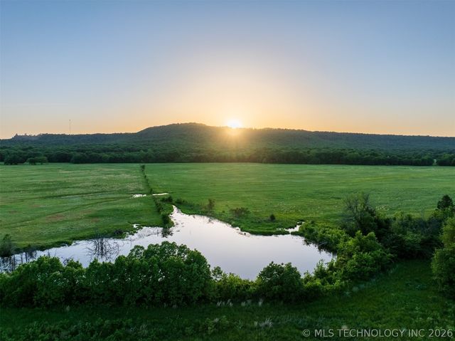5874 E 273rd Street S, Porum, OK 74455