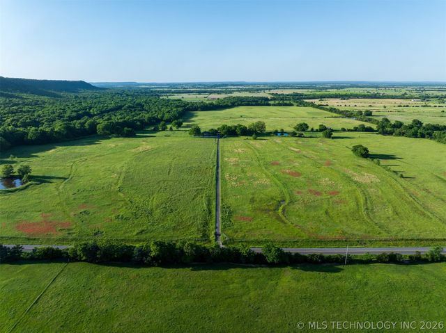 5874 E 273rd Street S, Porum, OK 74455