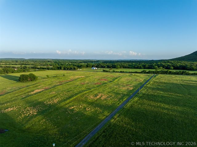 5874 E 273rd Street S, Porum, OK 74455