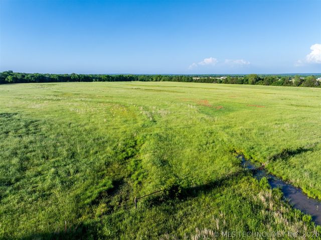 5874 E 273rd Street S, Porum, OK 74455