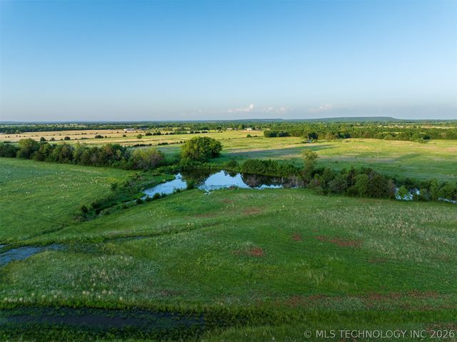 5874 E 273rd Street S, Porum, OK 74455