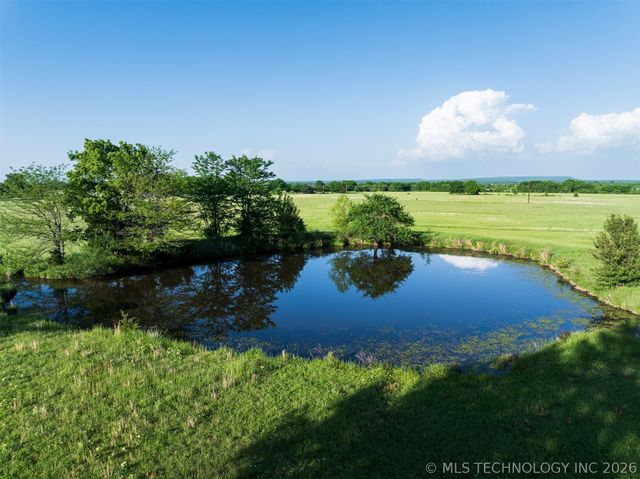 5874 E 273rd Street S, Porum, OK 74455