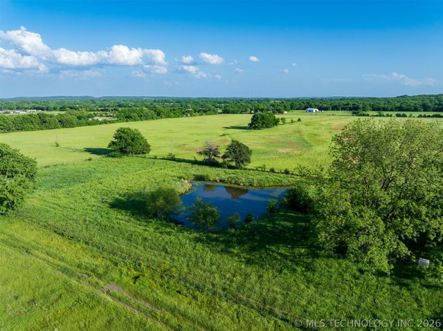 5874 E 273rd Street S, Porum, OK 74455