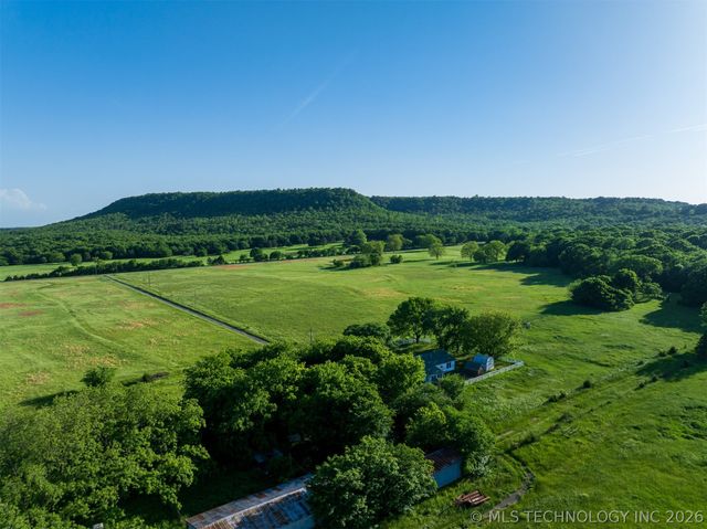 5874 E 273rd Street S, Porum, OK 74455