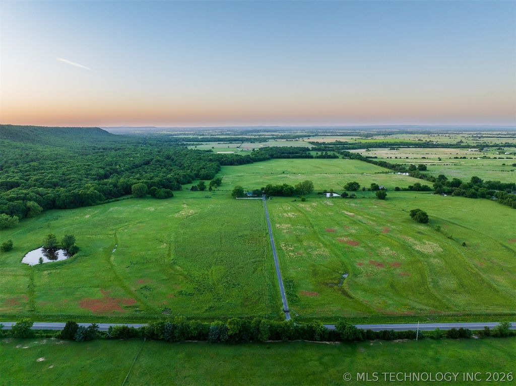 5874 E 273rd Street S, Porum, OK 74455