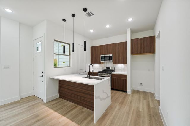 7416 Maxroy Street, Houston, TX 77088