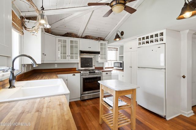 917 Arnold Avenue, Point Pleasant, NJ 08742