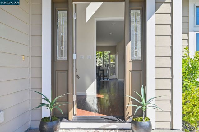 12 Paddock Ct, Pleasant Hill, CA 94523