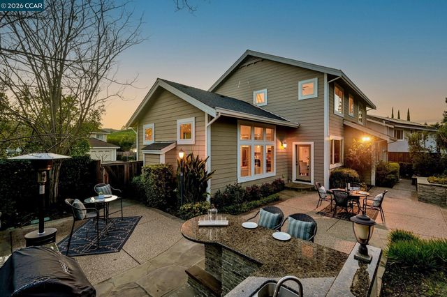 12 Paddock Ct, Pleasant Hill, CA 94523