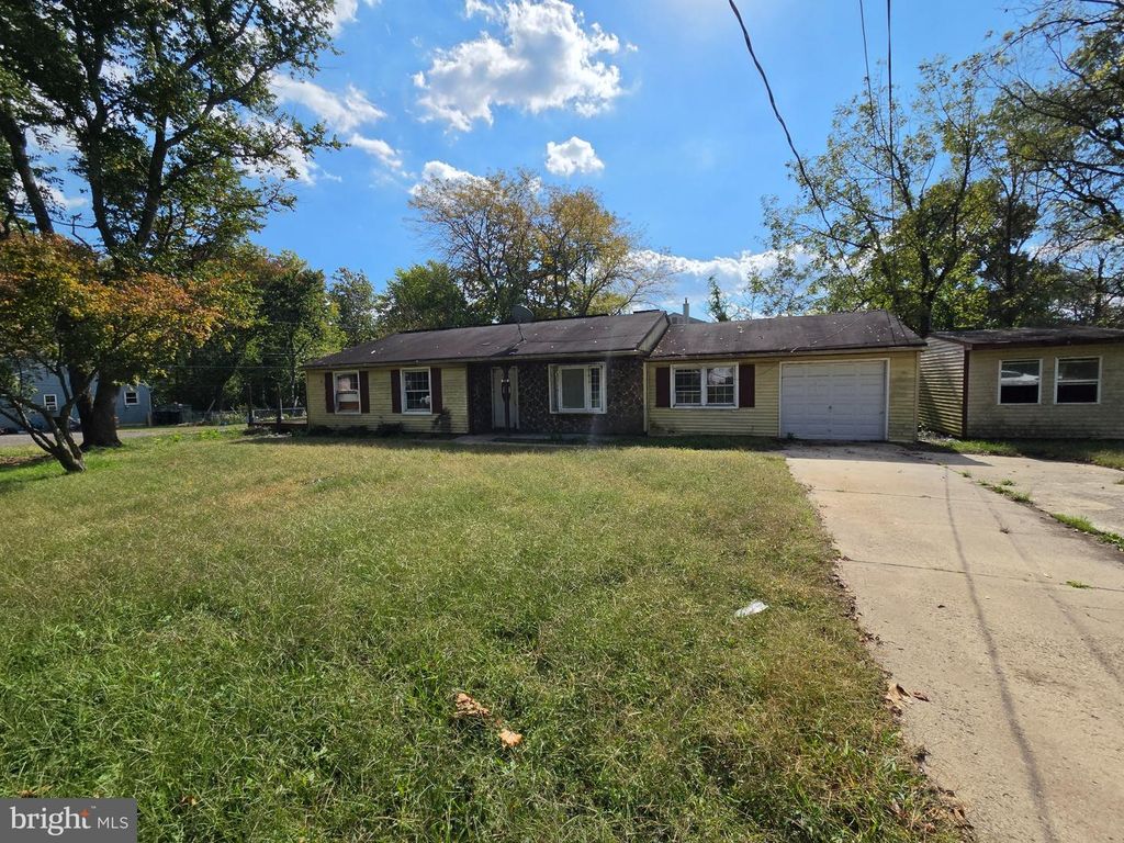 450 S HAWTHORNE AVE, LINDENWOLD, NJ 08021 — exterior