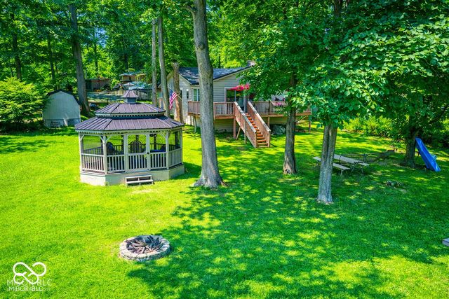 8681 S Kinman Drive, Nineveh, IN 46164