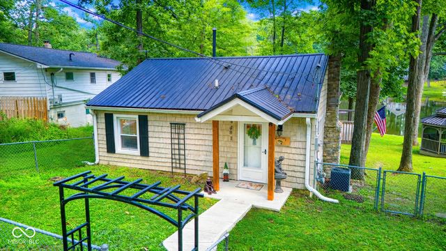 8681 S Kinman Drive, Nineveh, IN 46164