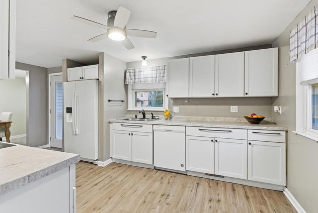 617 W Seymour STREET, Appleton, WI 54915