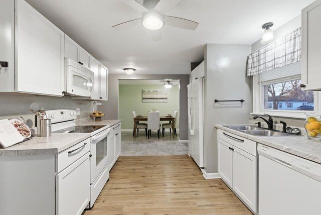 617 W Seymour STREET, Appleton, WI 54915