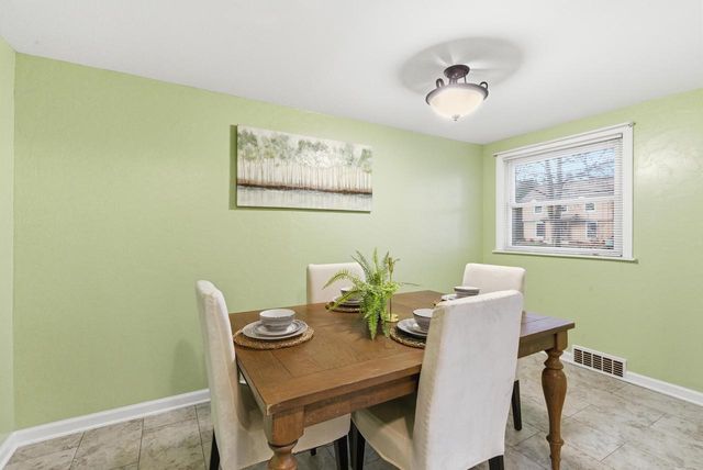 617 W Seymour STREET, Appleton, WI 54915