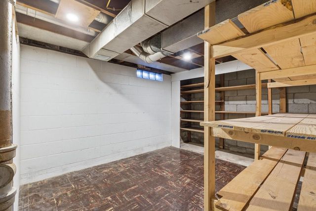 617 W Seymour STREET, Appleton, WI 54915