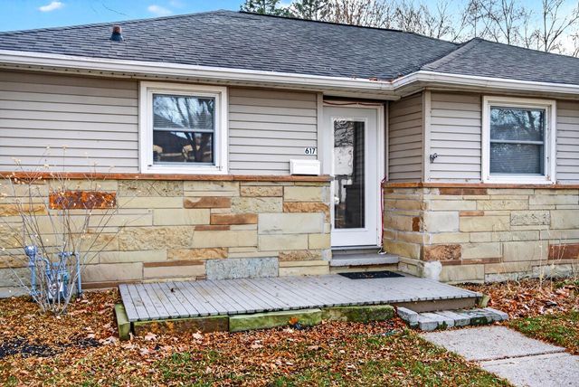 617 W Seymour STREET, Appleton, WI 54915