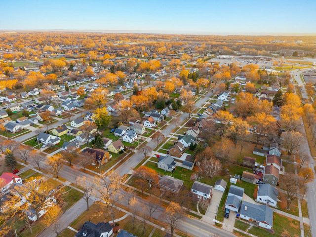 617 W Seymour STREET, Appleton, WI 54915