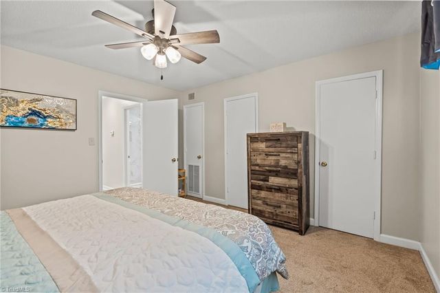 1107 Robin Hood Road B, High Point, NC 27262