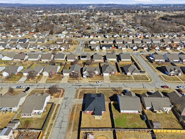 6 E Fairlane Drive, Sapulpa, OK 74066