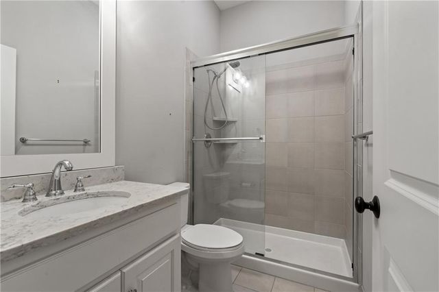 2203 W 132nd Street, Leawood, KS 66209