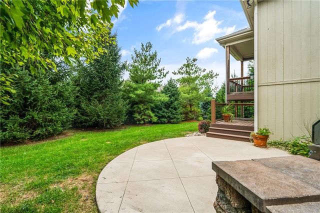 2203 W 132nd Street, Leawood, KS 66209