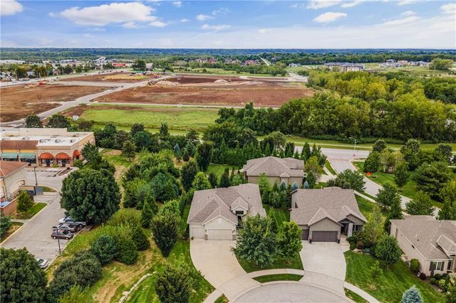 2203 W 132nd Street, Leawood, KS 66209