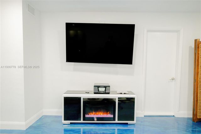 1551 NE Miami Gardens Dr 225, Miami, FL 33179