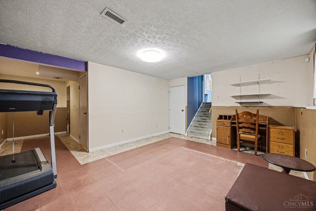 1371 Summe Drive, Mt Healthy, OH 45231