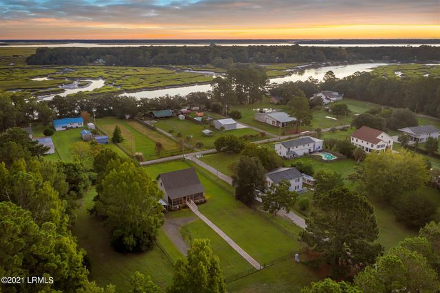 189 Deloss Point Road, Ridgeland, SC 29936